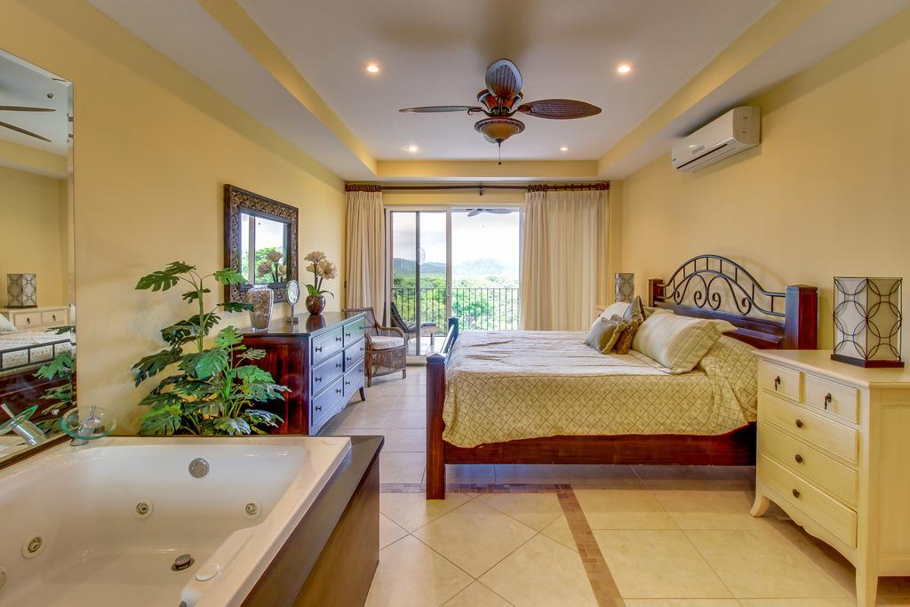 Naxos 16 Apartment Tamarindo Exterior photo